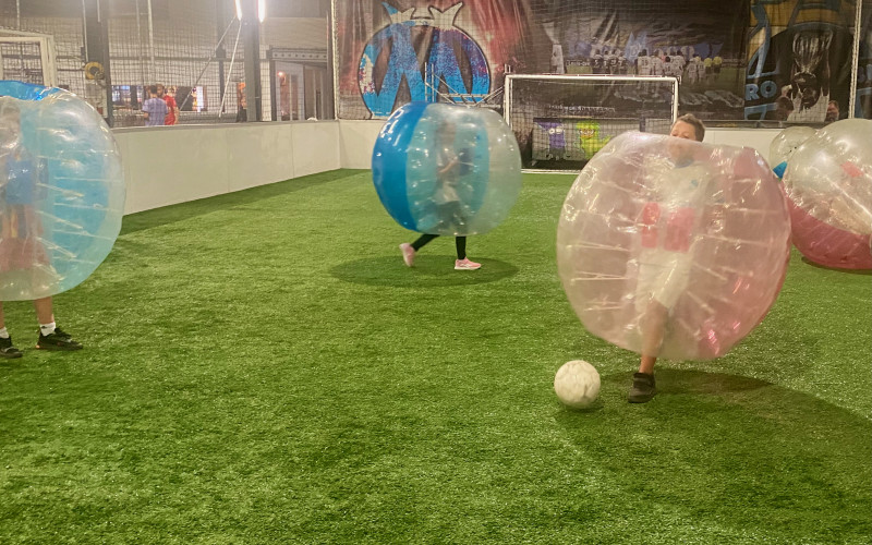 Bubble foot : que tout le monde se pousse, Nathéo va tirer !